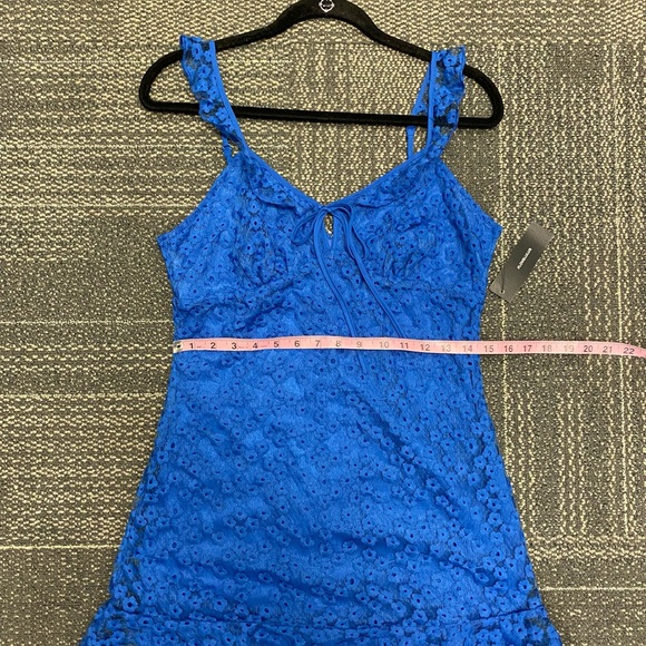 NWT Lulu’s Charmaine Royal Blue Embroidered Mini Dress Size M - Picture 13 of 15
